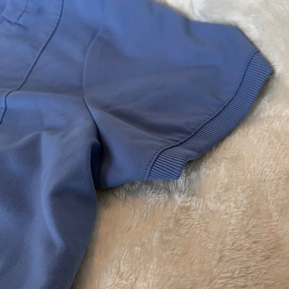 Grey's Anatomy Light Blue Scrub Top | Size M - Picture 3 of 8